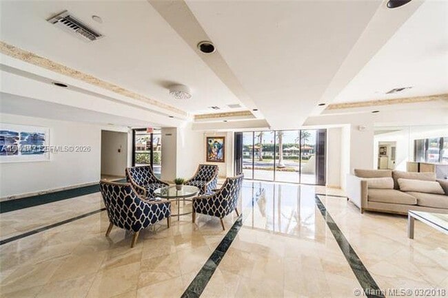 Photo - 2625 Collins Ave Unit 810