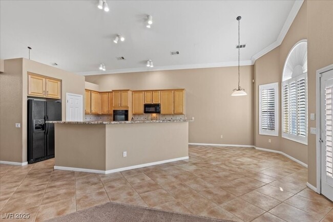 Building Photo - 5863 Gushing Spring Ave