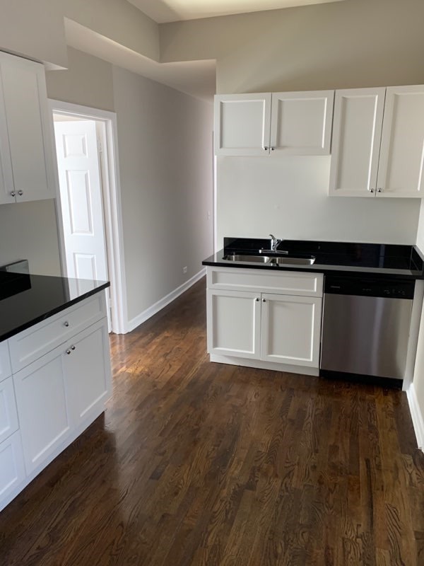 Building Photo - 1315 W Leland Ave Unit 1