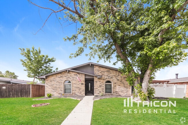 Building Photo - 8813 Willowbrook Dr Rental