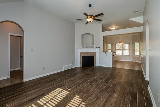 Photo - 235 Garden Springs Dr