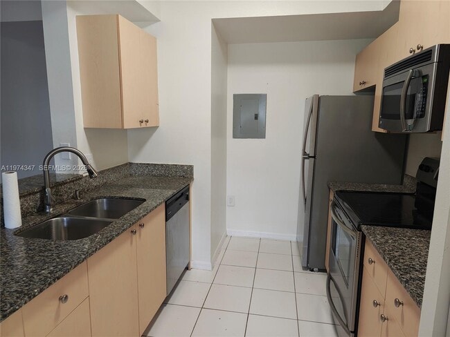 Photo - 2409 Centergate Dr Unit 201