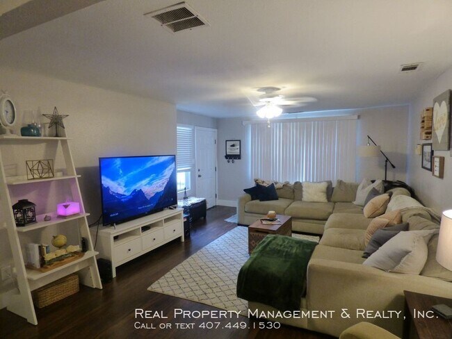 Photo - 3 BR / 2 BA in the Hourglass District