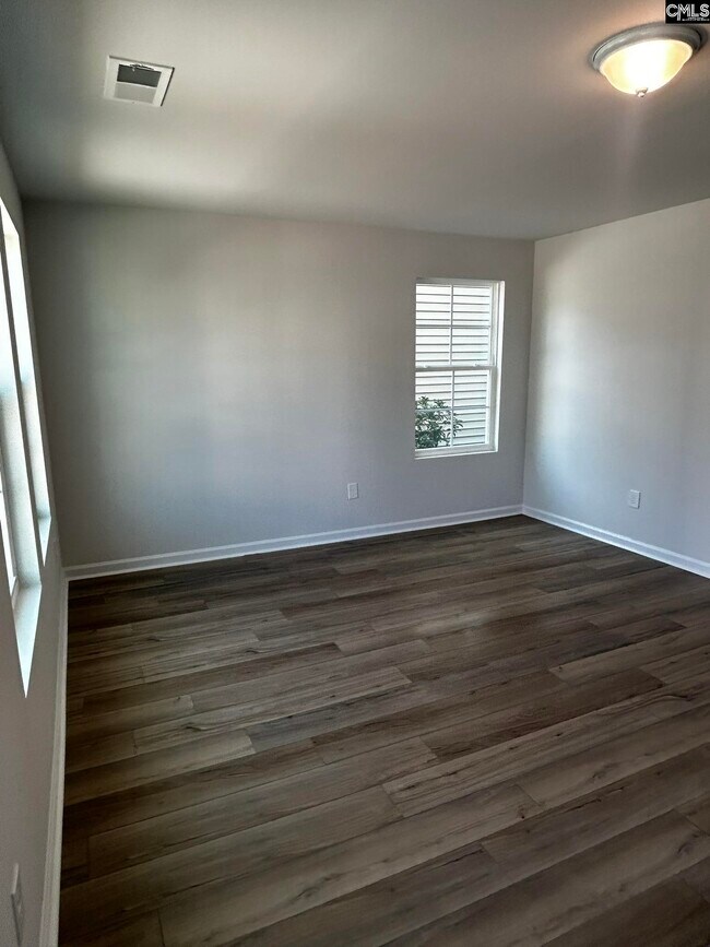 Photo - 459 Dinkins Dr