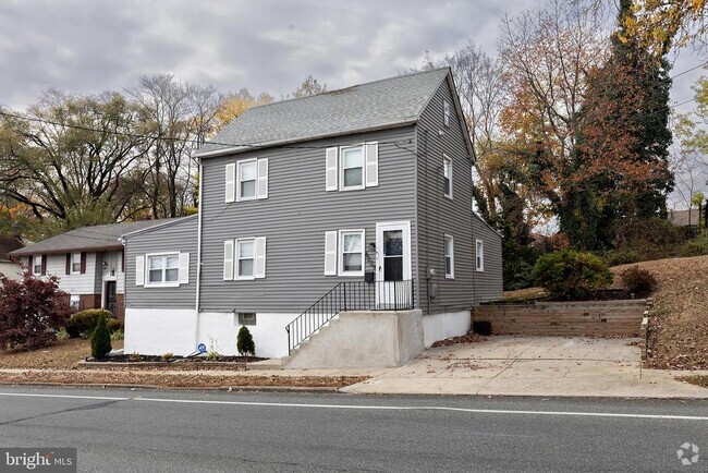 Building Photo - 6229 Clayton Ave Rental