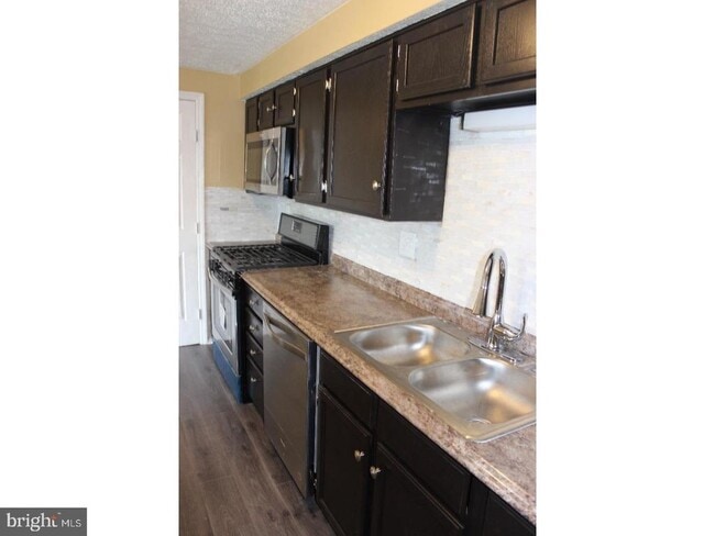 Photo - 189 Kenwood Dr