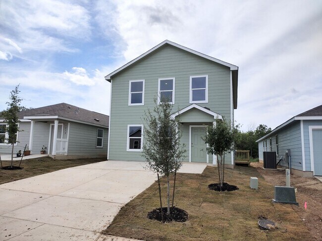 Photo - 1214 Janzen Rd
