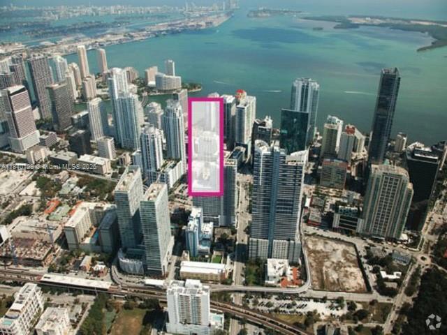 Building Photo - 999 SW 1st Ave Unit 3204 Rental