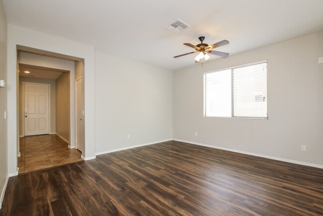 Photo - 15423 W Poinsettia Dr