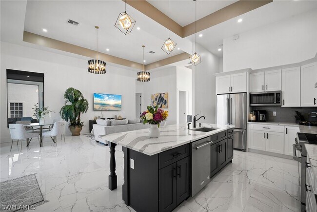 930 Sycamore Ct