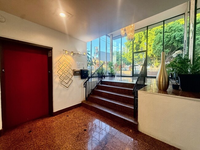 St. Andrews Place Apartments