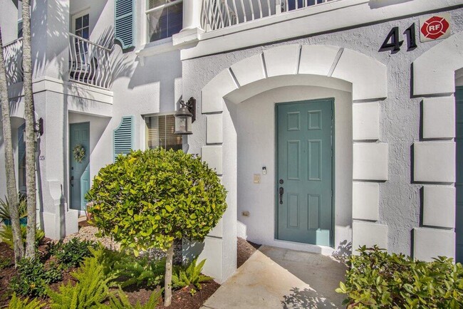 Photo - 1383 Piazza Pitti