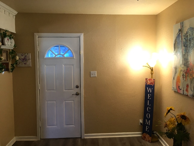 Photo - 304 SW 2nd St