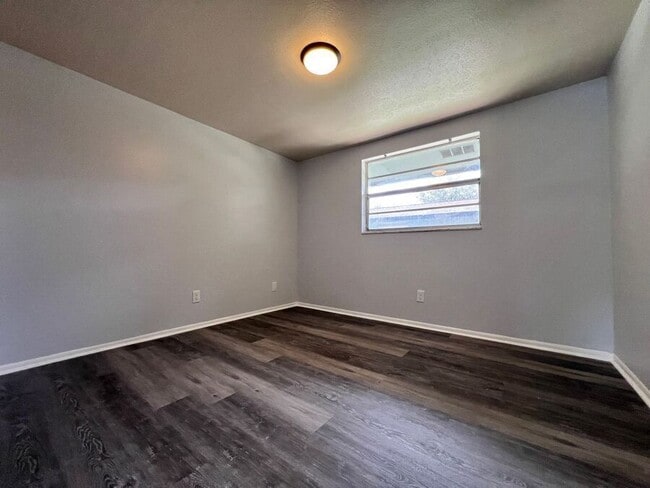 9318 Eastfield Rd Unit A