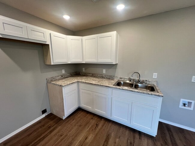 Photo - 672 E Garfield St Unit 672 E Garfield St  A