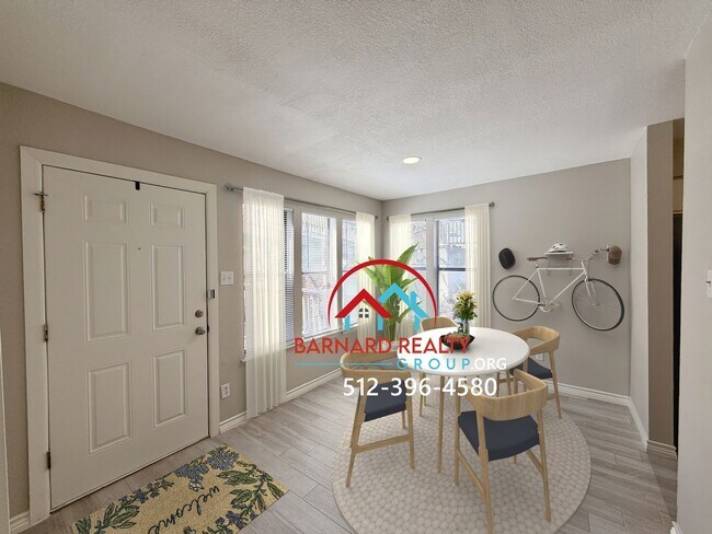 Photo - 402 N Fredericksburg St Unit #8