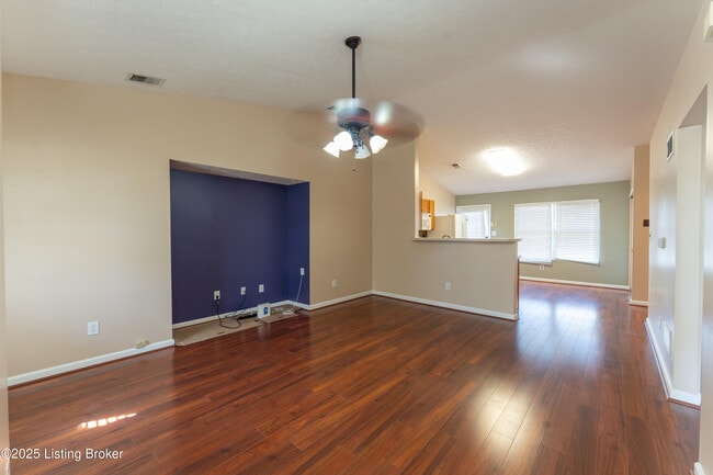 Photo - 7035 Royal Links Dr