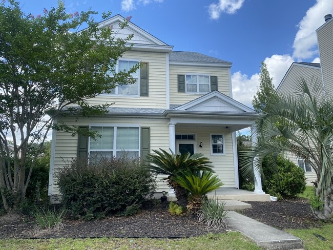 Building Photo - 10 Bushwood Dr Rental