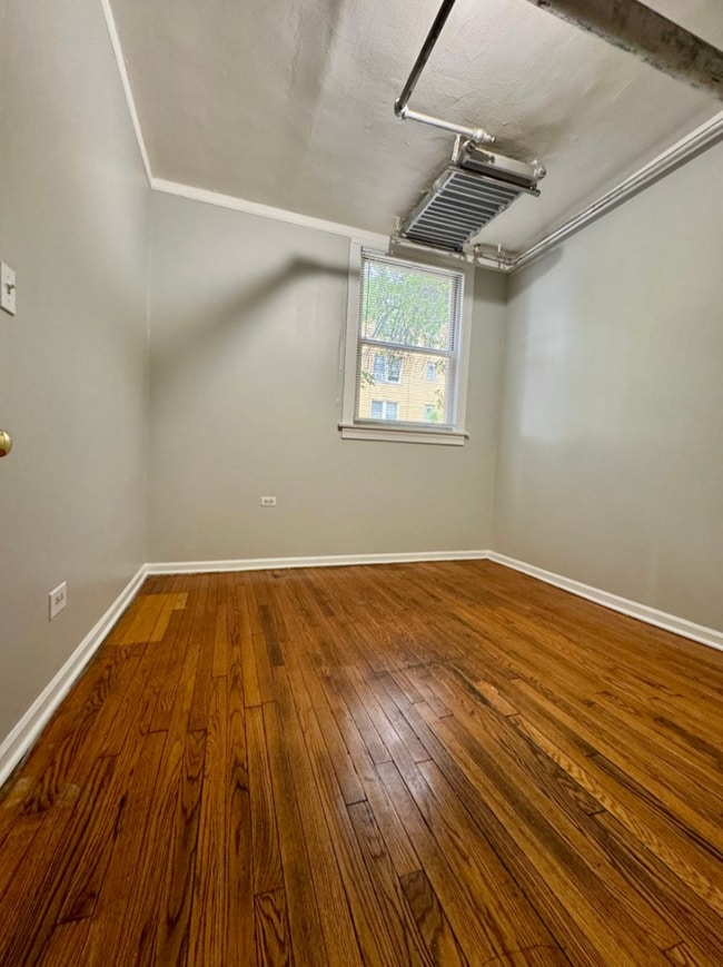 Photo - 4821 N Kimball Ave Unit #g