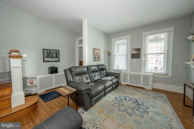 Photo - 4643 Mansion St