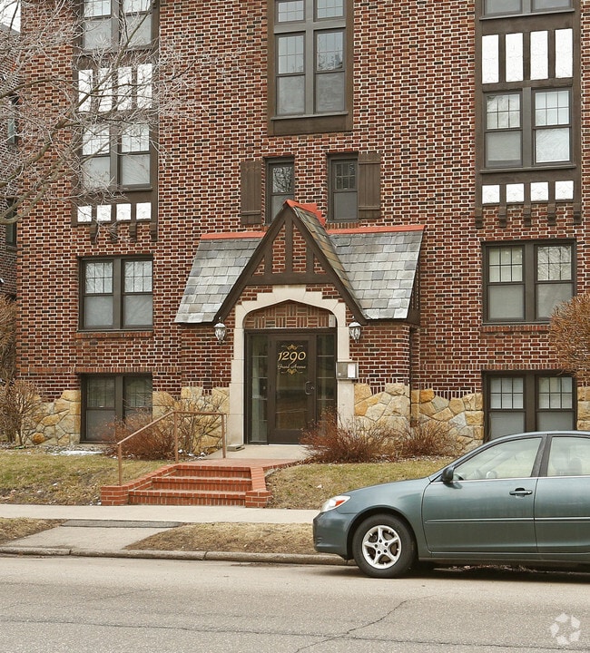 Photo - Grand Heritage Apartments