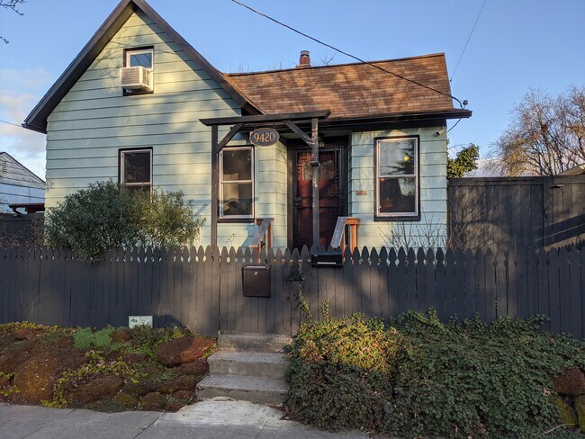 Photo - 9420 N Portsmouth Ave House