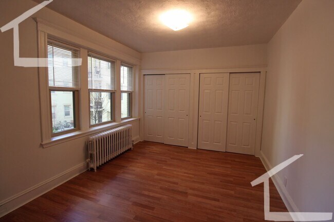 Photo - 130 Brainerd Rd