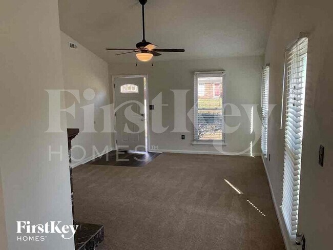 Photo - 7938 Lindfield Ct