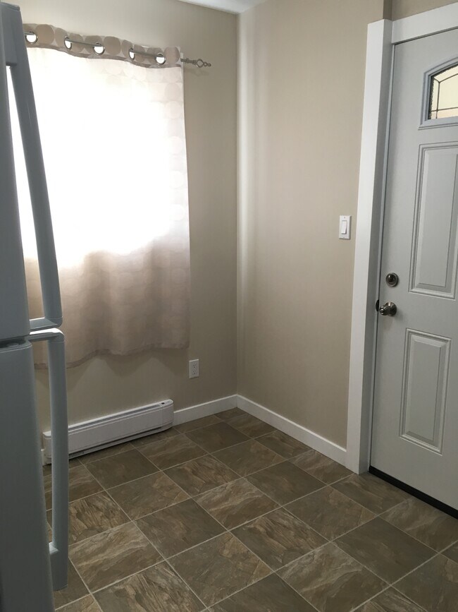 Photo - 1282 Bentien Rd