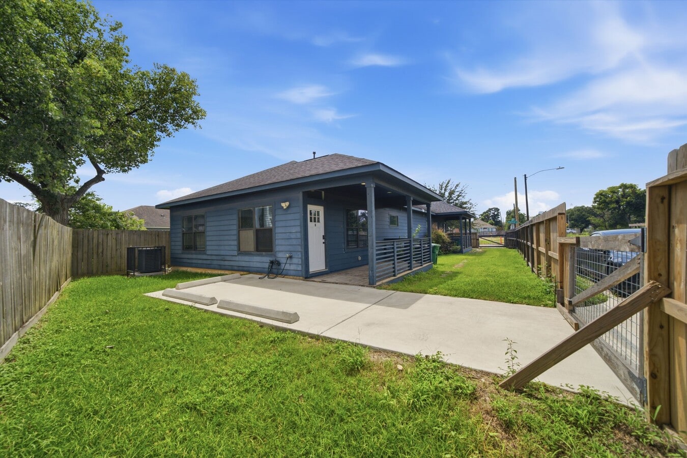 Photo - 603 Edgewood St
