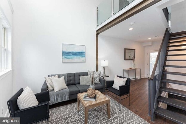 Photo - 1005 New Market St