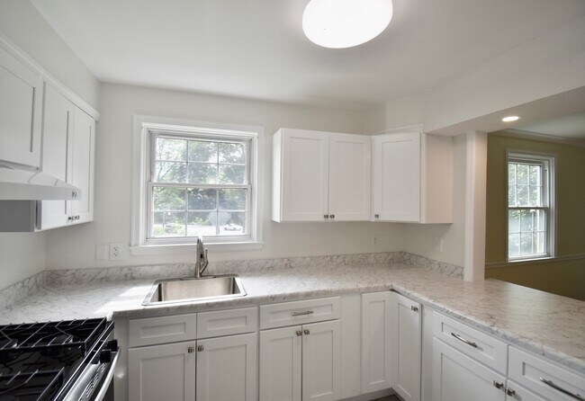K-KR Floor Plan - 1BR,1BA - NEW Kitchen