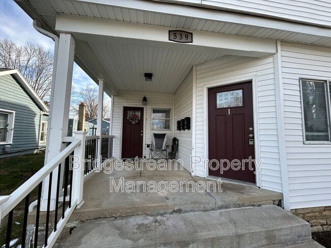 Photo - 539 S Monroe St