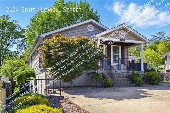 Photo - 2124 S Lowell St