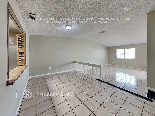 Photo - 11221 SW 117th Ct