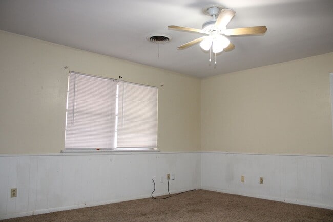 5111 Leland Dr