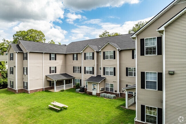 Photo - Bellewood Park Apartments