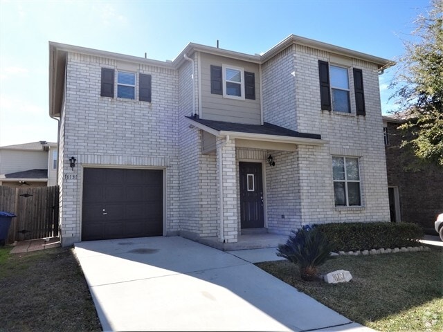 Building Photo - 16131 Branching Oaks Rental