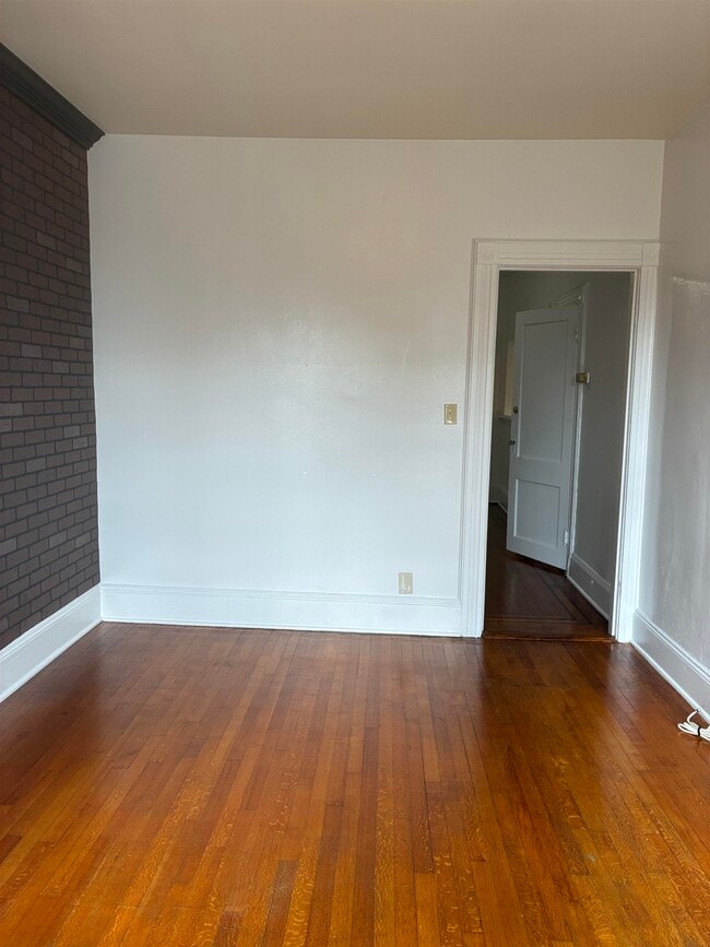110 18th St