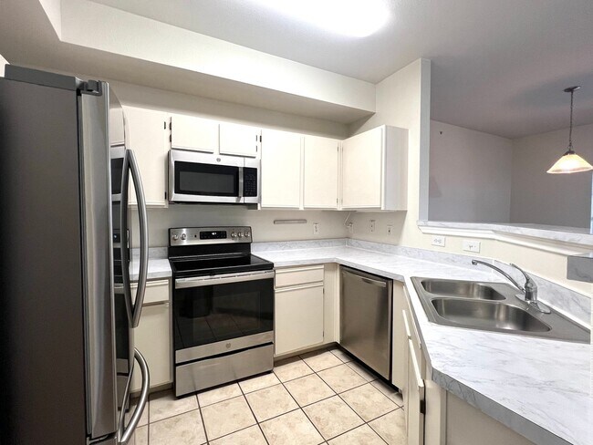 Photo - 2320 Gracy Farms Ln Unit 1231