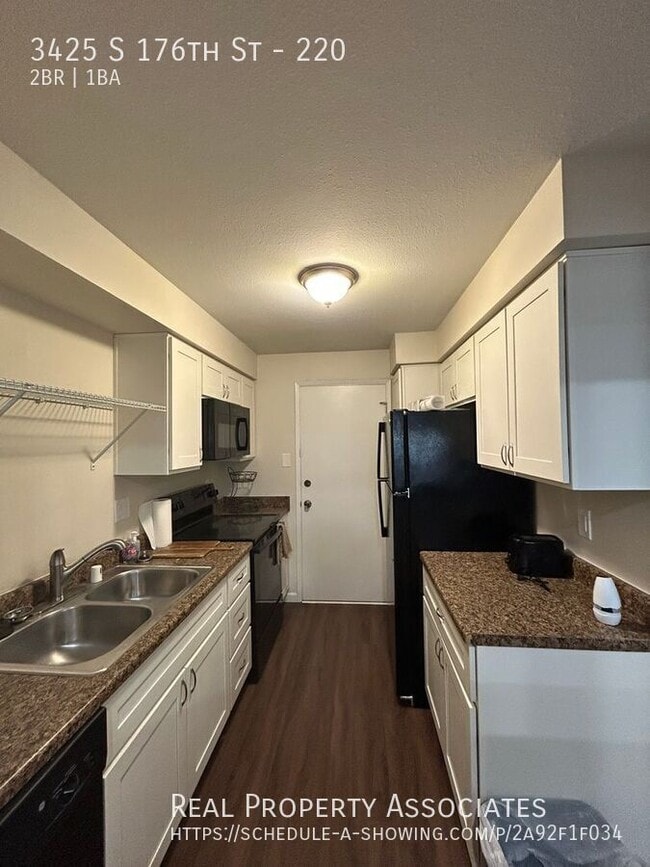 Photo - 3425 S 176th St