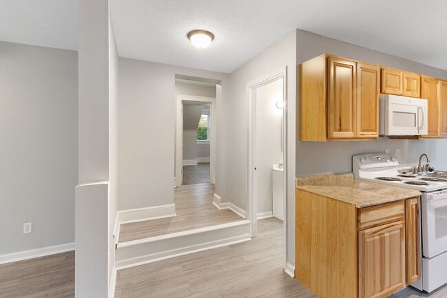 Photo - 210 Roanoke St Unit Apartment B