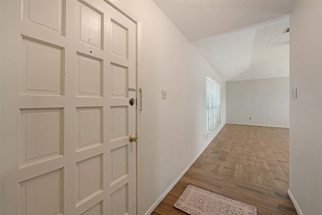 Photo - 2779 Forest Point Dr
