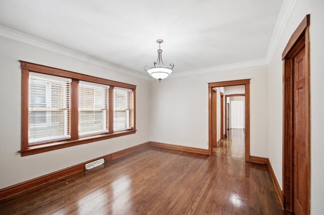 Photo - 1906 Ridgeland Ave
