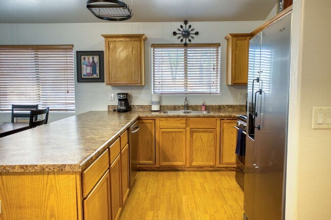 Photo - 901 24th Dr