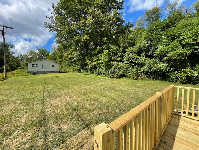 Photo - 8 Heer Dr Unit 1