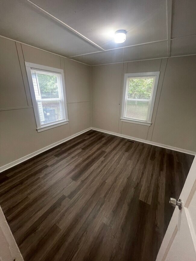 Photo - 1bd 1ba Duplex for Rent