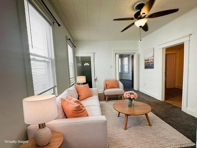 128 W 26th St Unit 1