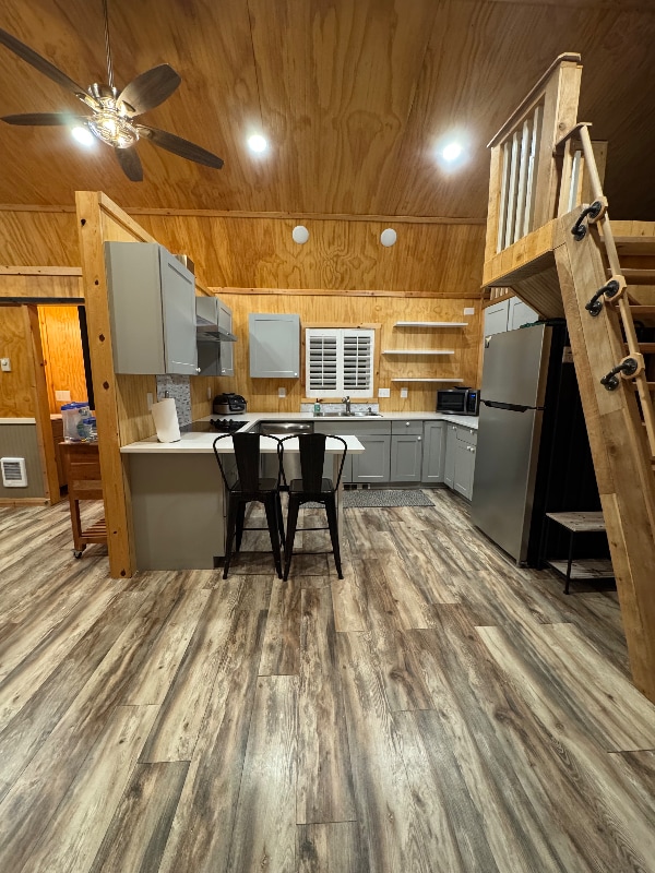 Photo - 760 Twin Bridges Rd