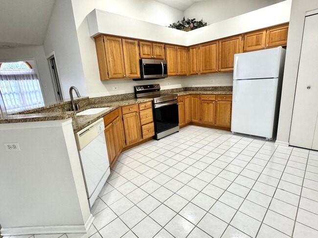 Photo - 403 Feldner Ct